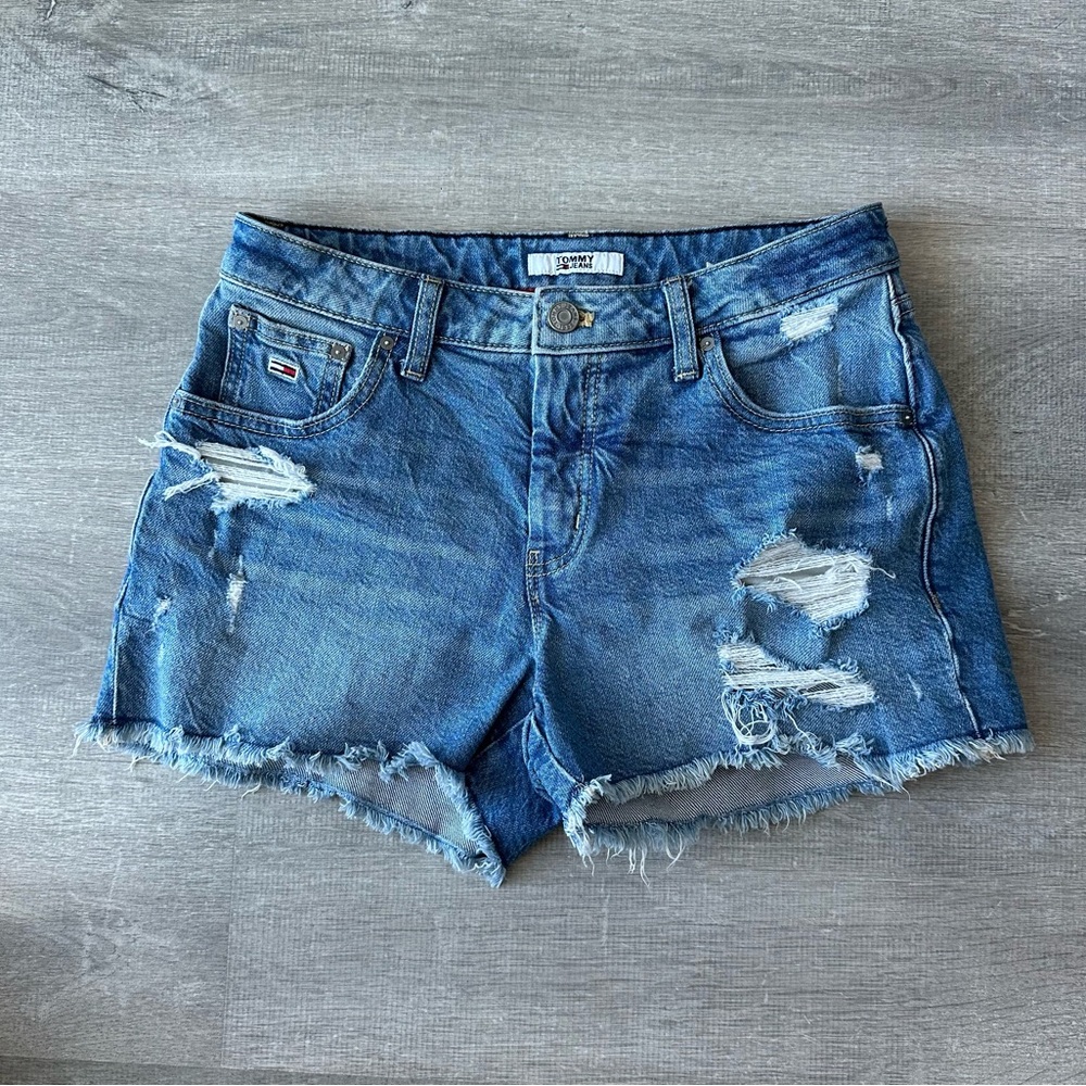Tommy Hilfiger high waist blue distressed denim shorts 25”